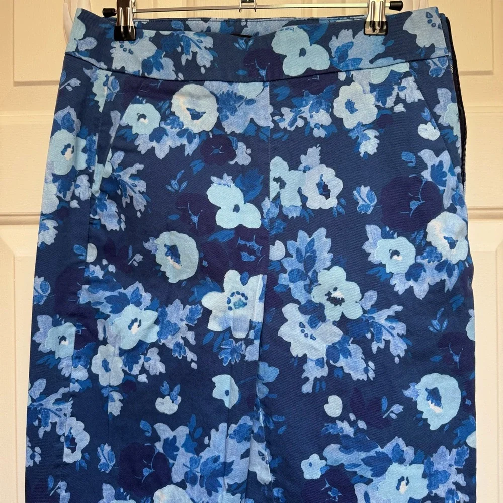 J. CREW 6 TALL Remi Blue Floral Re-Imagined Watercolor Pants Womens size 6T